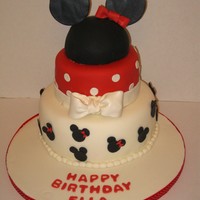 A Minnie Birthday Gluten-free Minnie Mouse cake, much more work than the 3-tier BC wedding cake I'm working on at the same time :)
