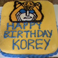 Bubblebee Transformer BubbleBee Transformer, with buttercream