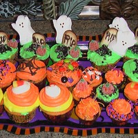 Assorted Halloween Cupcakes I made these for a kids Halloween Party