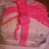 Wilton Course 3 First time using fondant.