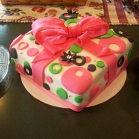 Pink And Green Polka Dot Cake And Matching Cupcakes 