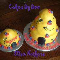 Baby Bumble Bee made this for a friends neice first birthday, the parents always call thier little one sugar bee, so she wanted somthing to do with bee&#...