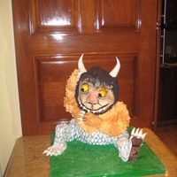 Where The Wild Things Are! started to sculp this in my first ever cake class by Chef Janet Ben Ami.However i had to leave early before i even got to the cover in...