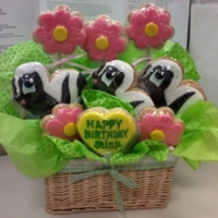 Skunk Cookie cookie bouquet for a client