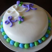 My First Good Cake :d I'm actually very pleased with this, so many cakes I have made turned out to be terrible. Thanks to a new fondant recipe and a little...