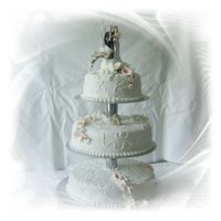 My First Weddingcake My first Weddingcake, 15 hours work, Marshmallow fondant and Icing,filled with Buttercream in three flavours , sorry for uncorrect english...