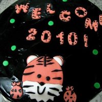 My Welcome 2010 Year Of The Tiger Happy New year Cc-ers :) made a 2010 tiger themed cake :)