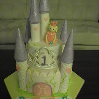 1St Birthday Castle My first attempt at a castle and I learned a lot for next time! LOTS of work, but fun and my friends enjoyed their cake, so worth it!