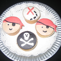 Pirate Cupcakes Yellow cake with MMF decorations.