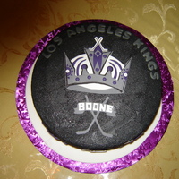 L.a. Kings Hockey Puck Cake 