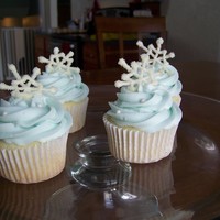 Snowflake Cupcakes WASC with SugarShack Icing, white candy melts sprinkled with sanding sugar and sugar pearls.