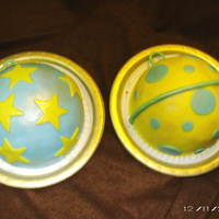 Christmas Ornaments My first covered cakes - I used rolled buttercream flavored with the same flavor mix that I use in my regular buttercream. Each ornament is...