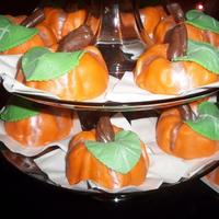 Mini Pumpkin Bundt Cakes 