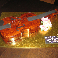 Violin Cake 