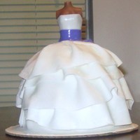 Couture Bride Saw so many of these cakes on here I just had to try one out.