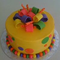 Bright Bow BC frosting w/gumpaste bow/accents