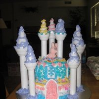 Homie's Masterpiece My 5 year old neighbor decorated this cake with me for her 5th birthday. All the kids loved her work! :)