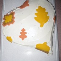 Fall Buttercream and fondant leaves :)