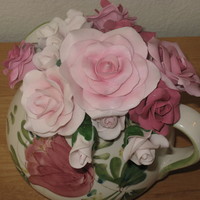 Gumpaste Rose Bouquet These are all gumpaste. I practiced roses all weekend and thought I would put them together in a vase.
