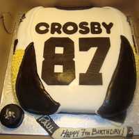 Crosby Jersey Sidney Crosby jersey cake for a 7 year old hockey fan! His twin brother had the Ovechkin jersey cake. White cake with whipped vanilla...