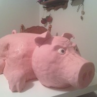 Pig! This was the requested grooms cake - by the bride. I didn't ask! She wanted him to look mean - so I did my best.