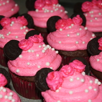 Minnie Mouse Cupcakes chocolate cupcakes with bc frosting and mini oreos for the ears