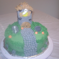 Haunted House I got many of my ideas from other cakes that I've seen on cc. Thanks everyone!