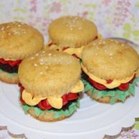 Burger Cupcakes 