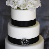 Black & White Roses 