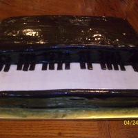 Piano This is my first time making a piano. I originally wanted to sculpt a guitar but time was against me and I couldnot find a board big enough...