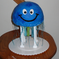 Jellyfish Made this for a friends birthday. She loves sea creatures so her mom requested a jellyfish cake.