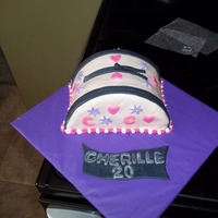 Pocketbook Purse 1/2 6" round to make the purse. I've done a numer of these purse cakes this is my least favorite. Nothing jived with it. The...