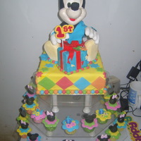 Mickey Cupcake 