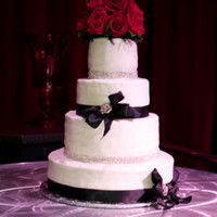 Black And White Bling This is a cake I made for my sister. I got inspiration from another cake on here