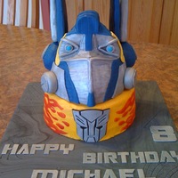 Transformer Cake A Transformer Cake made of RKT for top layer and yellow cake for bottom layer.