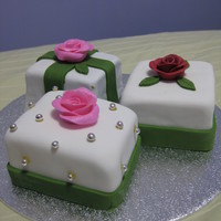 Wedding Mini Cakes Yes, I know the cakes are not perfectly squared: D lol! I made these samples for my friends brothers wedding. She gave the colours to work...