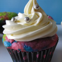 Colourful Cuppies : D Had a great time making these. My neice had come over and we mixed up the colours and went wild.