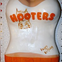 Hooters 
