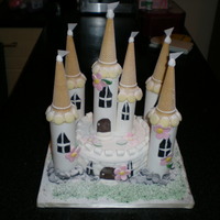 Birthday Castle This was another Carol Deacon book, this was for my niece''s 4th birthday, it was a very enjoyable cake to make and I am really...