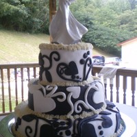 Black And White Wedding W/ Heart Theme all fondant- bride loved it! black and white wedding w/ heart theme