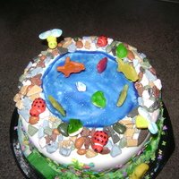 Pond Cake I made this for my youngest sons birthday. He loves gardening and bugs and this is what he specifically asked for.