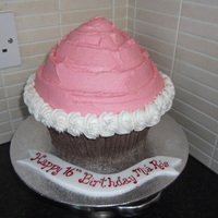 My First Cupcake Cake 