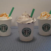 Starbucks Via Columbia Cupcakes Starbucks Via Cupcakes. The middle is chocolate with vanilla buttercream and cocoa powder on top. The two on the sides are Starbucks Via...