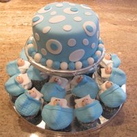 It's A Boy! Did this for a firend to take to a baby shower. cupcakes and cake!