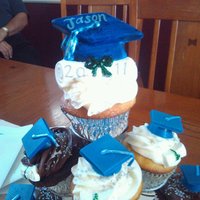 Grad Cupcakes just some small cupcakes made for my nephews graduation. Thought Id share.