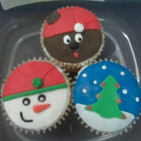 Holiday Cupcakes Took at class at Flour Confections (Pickering Ontario). These were my little creations!