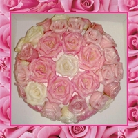 Roses Covered with marsipan and lots of roses