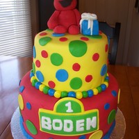 Elmo Cake Wasc cake with buttercream icing. Fondant Elmo.