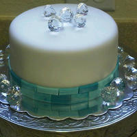 Tile With Diamonds I have seen cakes with tile but the one careylynn did ispired me to attempt this. It was a yellow and chocolate butter cake (alternating...