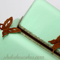 Brown Butterflies I'm snowed in today, so I'm using the time to create some of the cake designs that have been floating in my head for the last few...